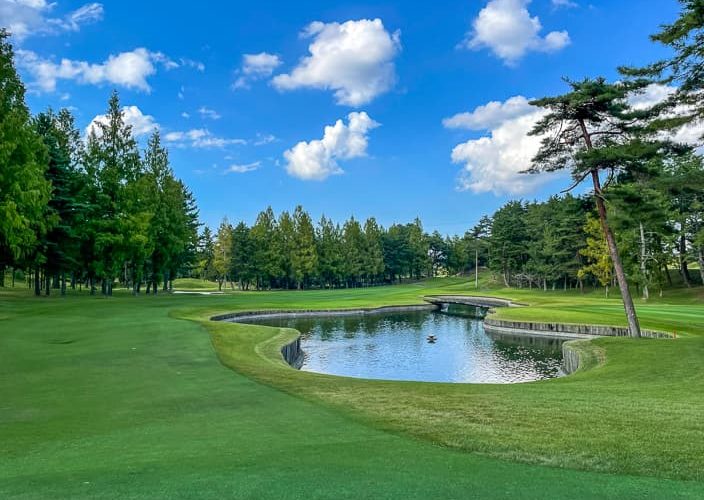【Shiga】Lake Biwa Country Club – The stage of the battle that is handed down, a beautiful course full of dignity