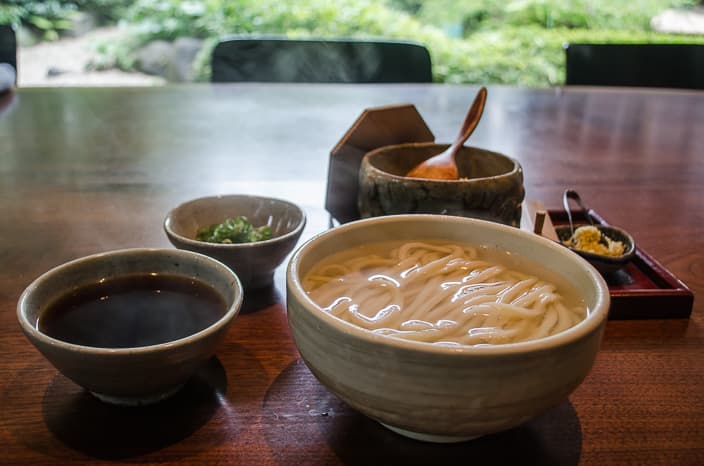 【Nezu Yanaka】Kamachiku – Delicious Udon Noodle Restaurant in an Old town